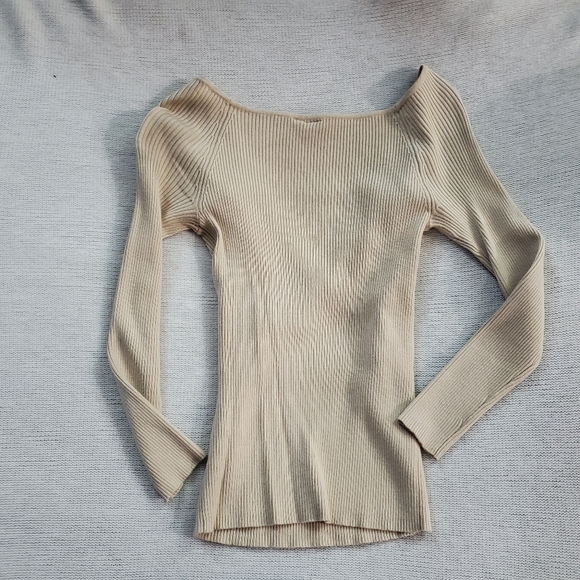 Sweater Top - Picture 4 of 4